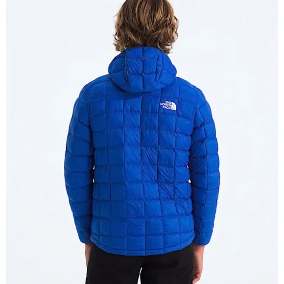 The North Face Thermoball Hooded
Insulated Jacket Boys Medium New Without Tags! - Picture 5 of 16